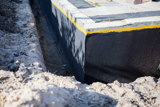 Professional Vapor Barrier Installation technician working in Hurricane Mills, TN